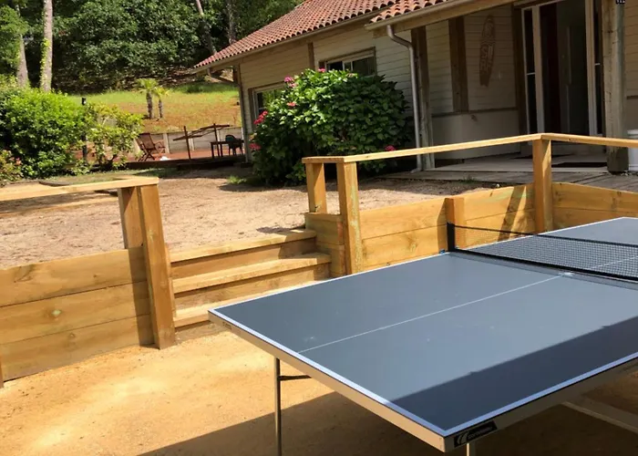 Avec Piscine Pétanque Ping-pong Garage Près Golf