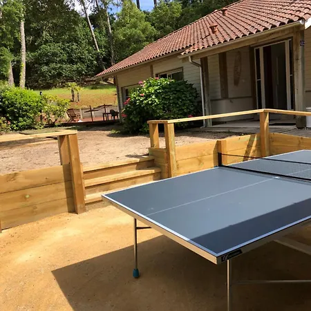 Avec Piscine Petanque Ping-pong Garage Pres Golf